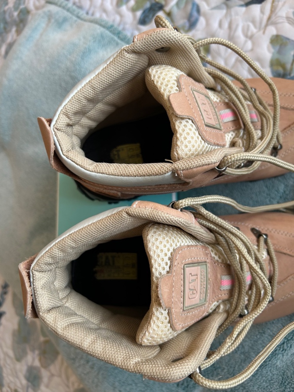 EUC Caterpillar CAT Leather Adventure Hiking Boots Women’s Size 7 - Picture 9 of 14